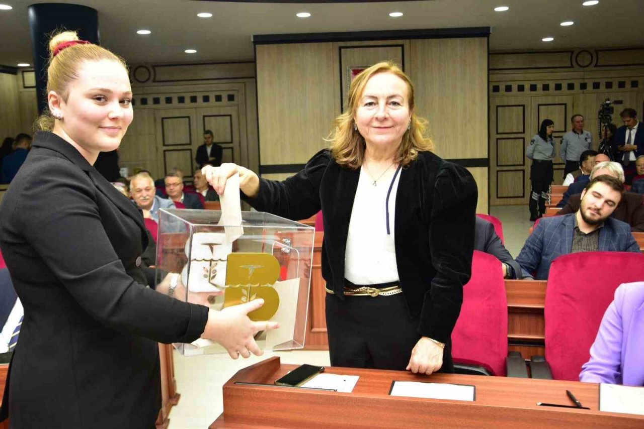Balıkesir Büyükşehir’de Encümen Üyeleri ve İhtisas Komisyonları belirlendi