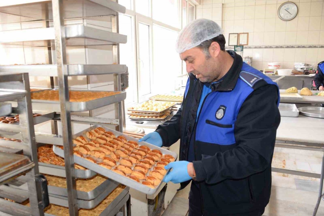 Bozüyük’te bayram öncesinde tatlı imalathanelerine denetim