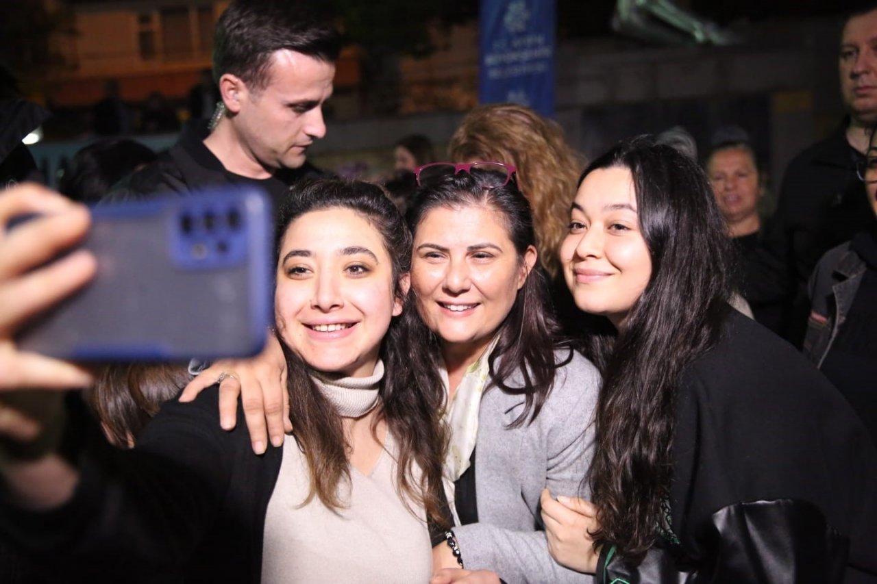 Büyükşehir’in iftar sofraları devam ediyor