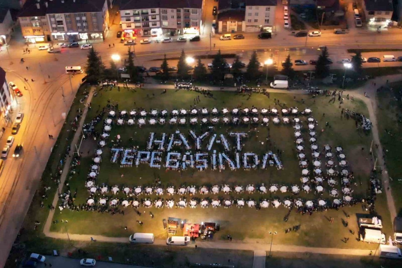 Ramazan bereketi 3 bin vatandaşla Çamlıca’da paylaşıldı