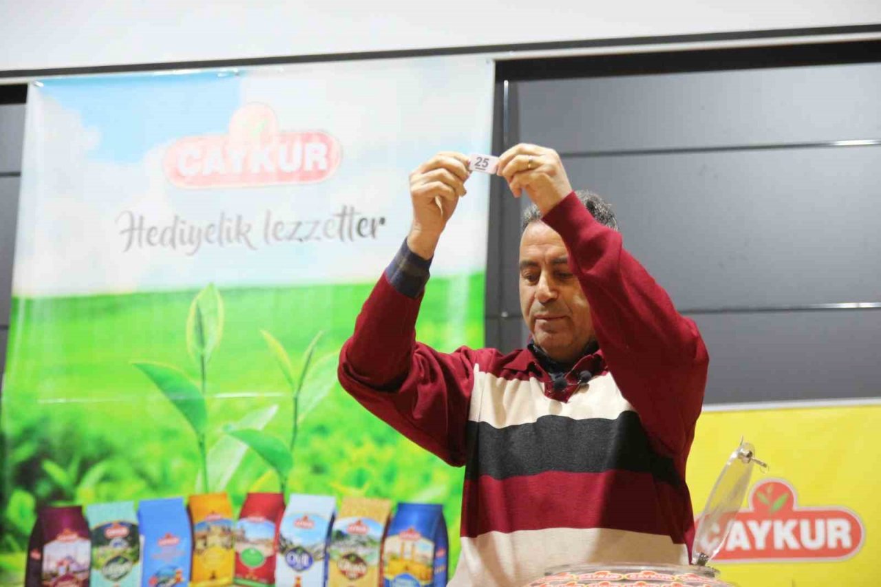 ÇAYKUR’un mevsimlik işçi alım kurası başladı