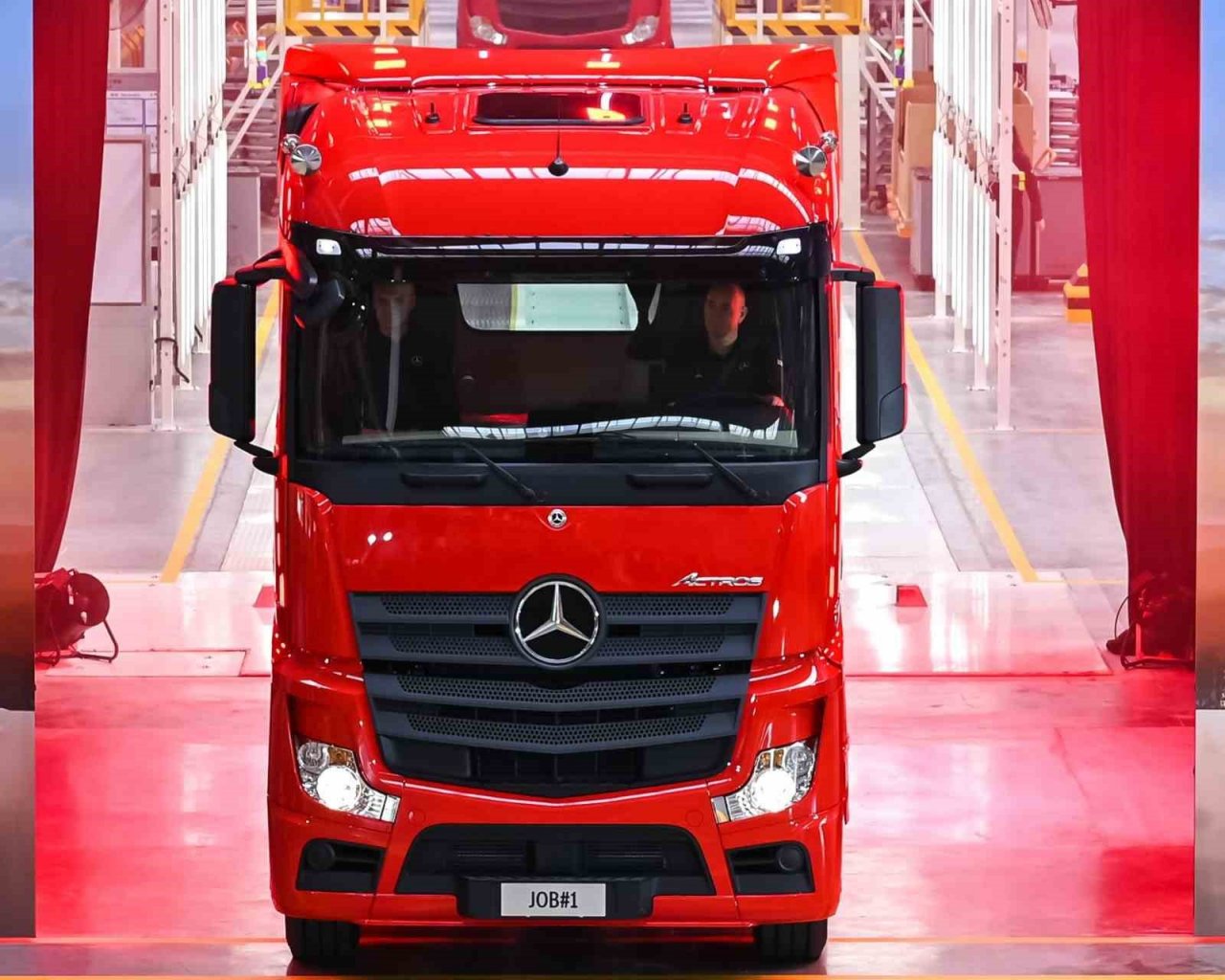 Daimler Truck’ın Çin’de ürettiği Actros’ta Mercedes-Benz Türk imzası