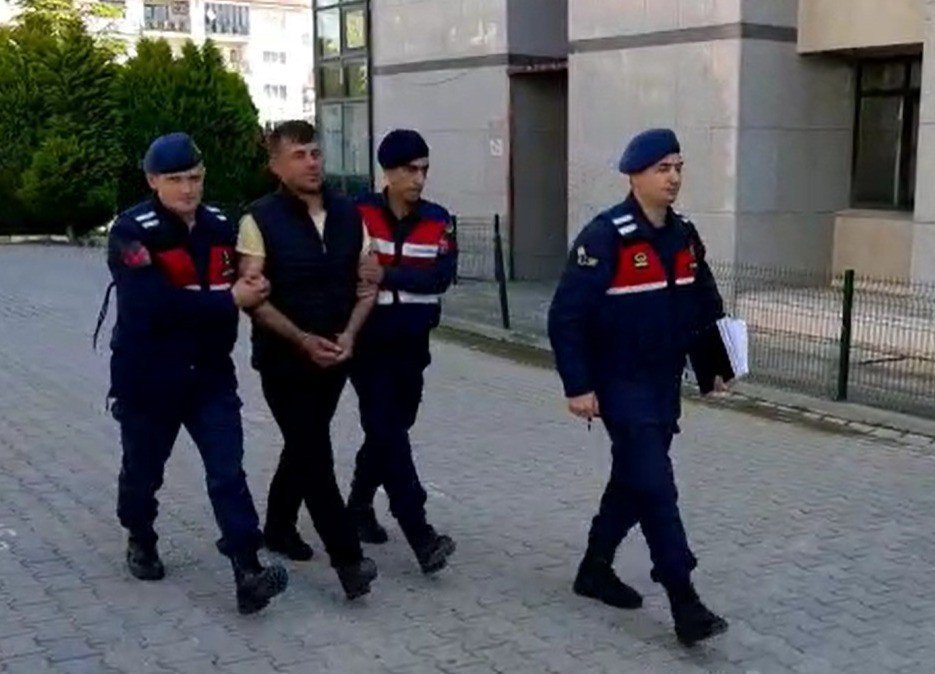 22 yıl hapisle aranan cinayet hükümlüsü bağ evinde yakalandı