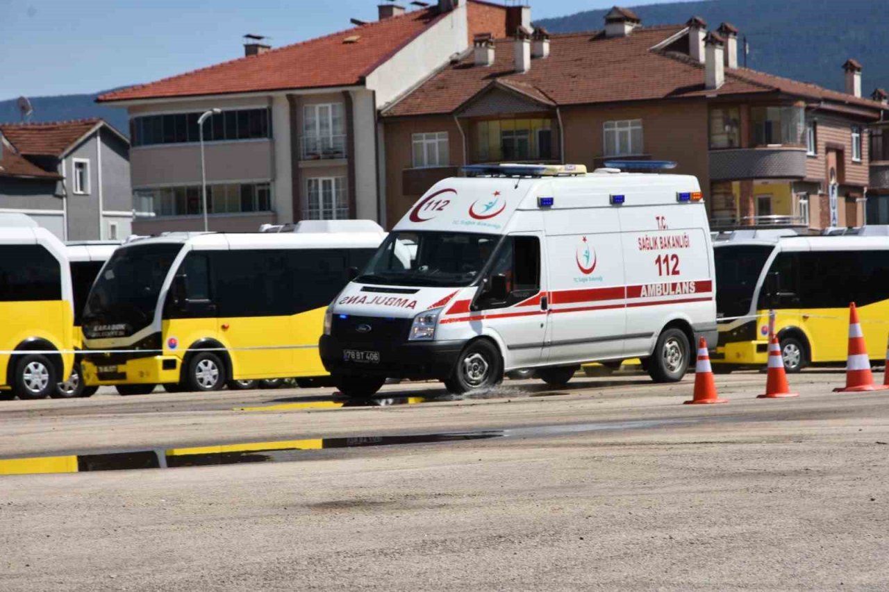 Karabük’te "Ambulans Sürüş Teknikleri Eğitimi" verildi