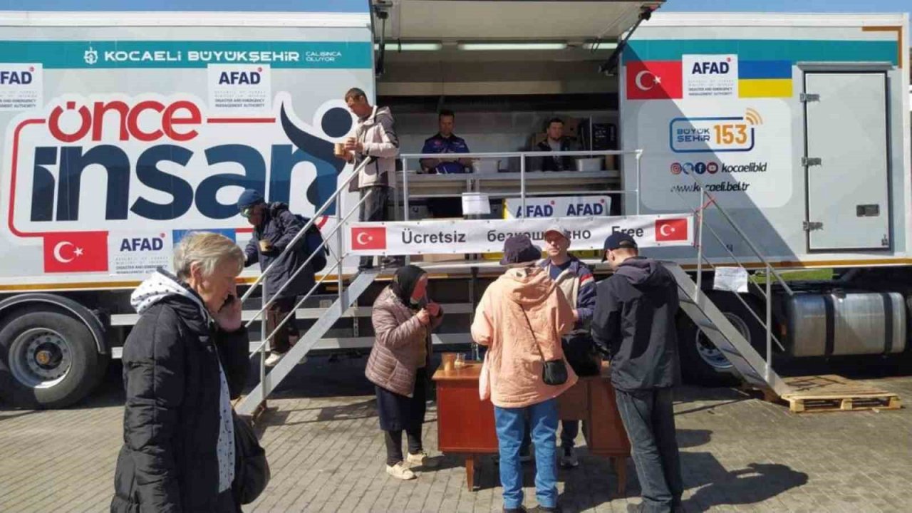 Ukrayna’daki mobil yemek tırı yurda döndü