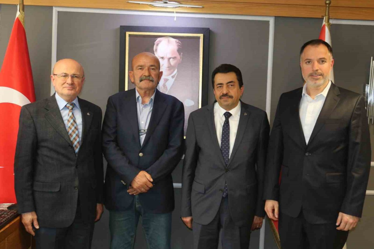 Zırhlıoğlu 10 Nisan Polis Haftası’nı görevi başındaki polislerle kutladı