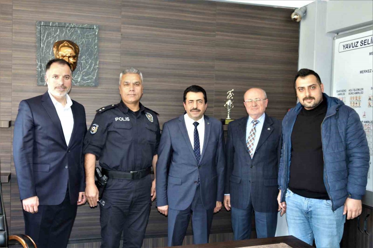 Zırhlıoğlu 10 Nisan Polis Haftası’nı görevi başındaki polislerle kutladı