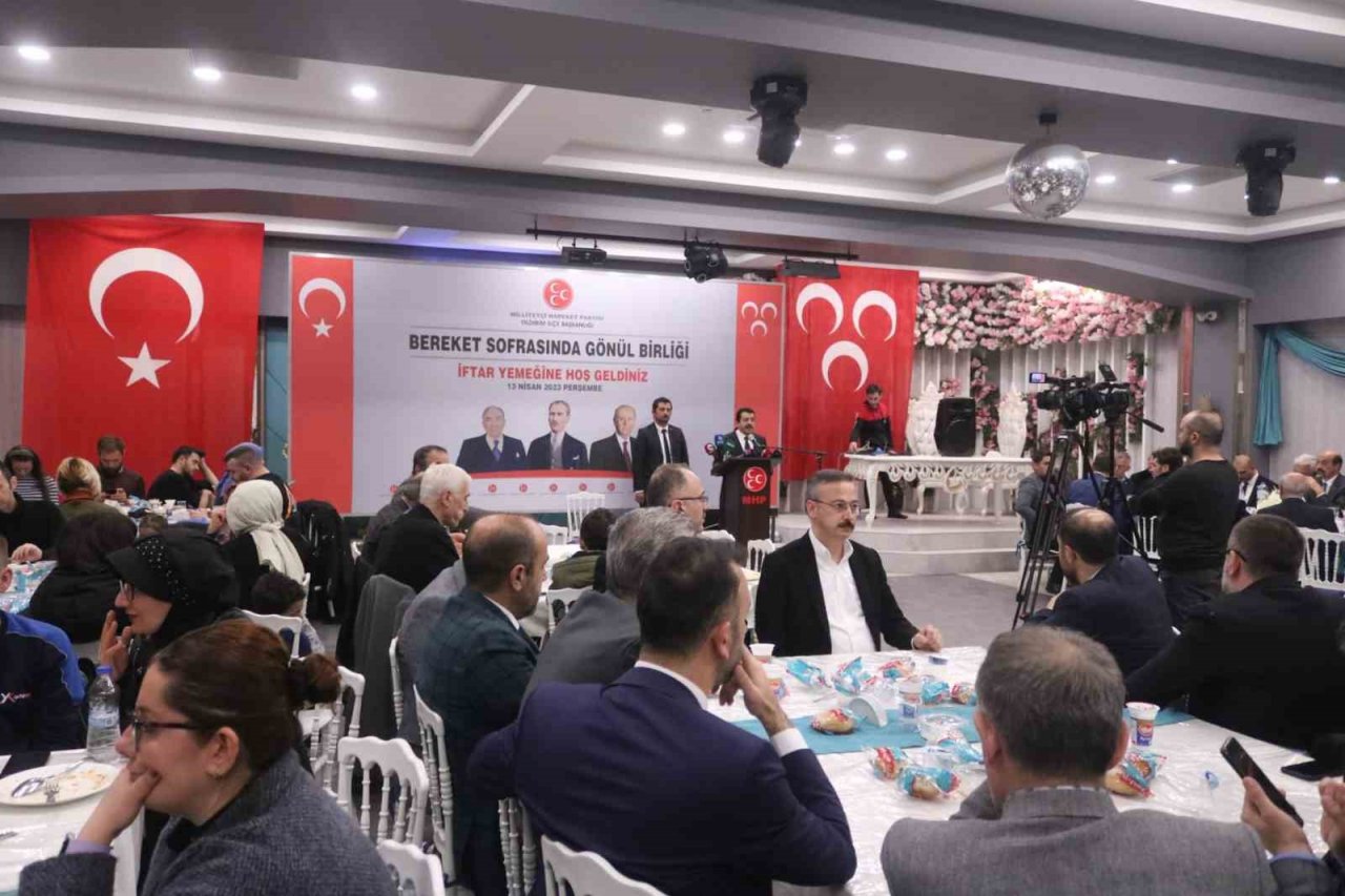 “Türk Milleti zillete geçit vermeyecek”