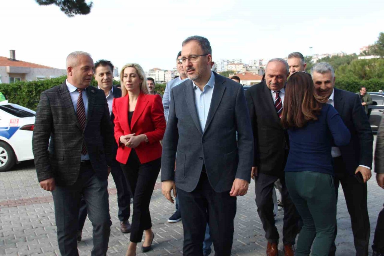 Bakan Kasapoğlu amatör spor kulüpleriyle buluştu