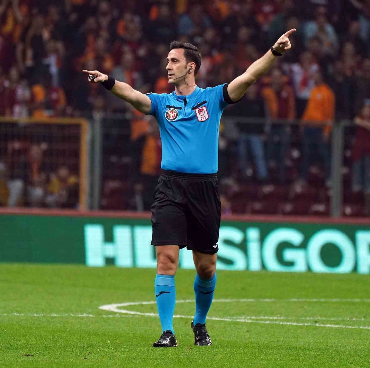 Spor Toto Süper Lig: Galatasaray: 4 - Kayserispor: 0 (İlk yarı)