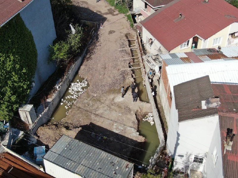 Sultanbeyli’de su birikintisine düşen 4 yaşındaki çocuk hayatını kaybetti