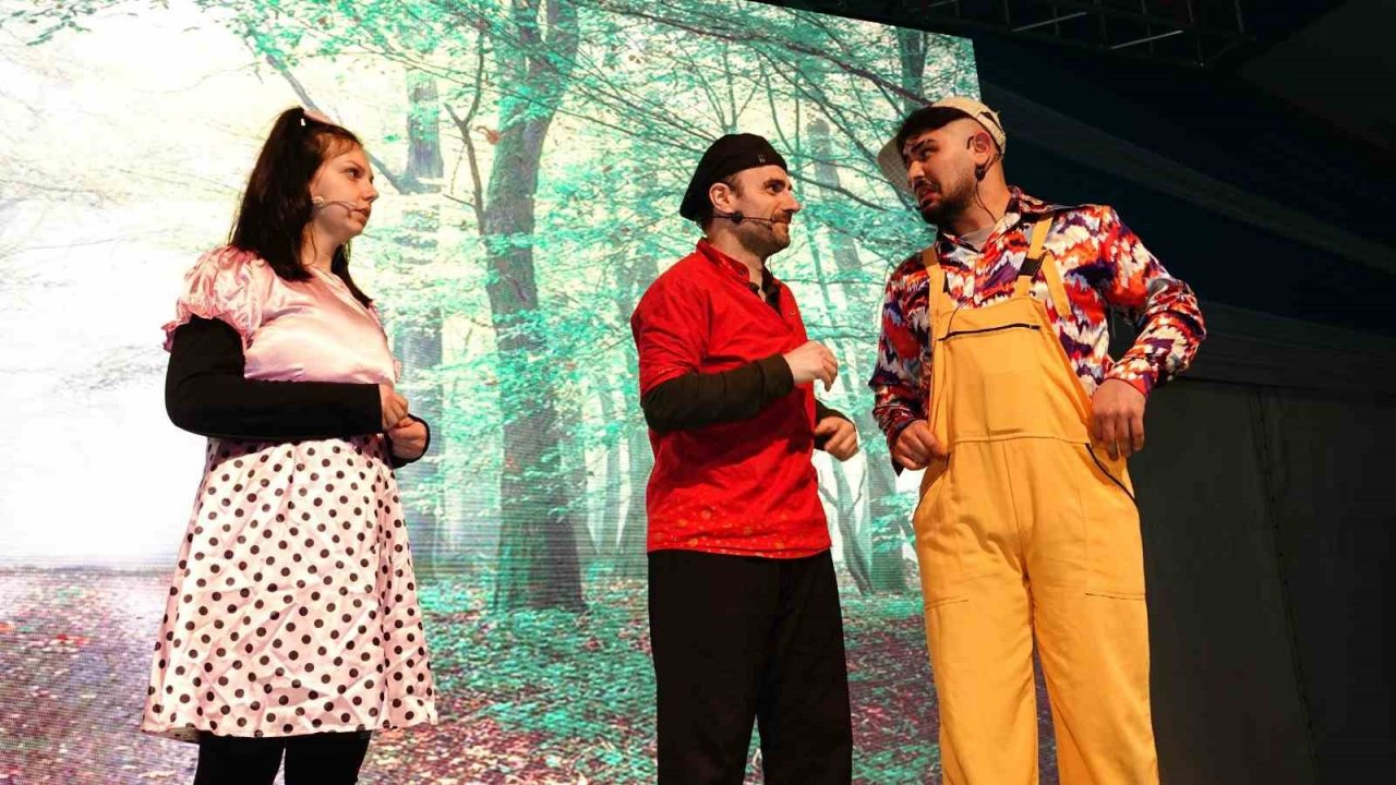 Sultangazi’de Ramazan’a özel çocuklar için rengarenk programlar sürüyor