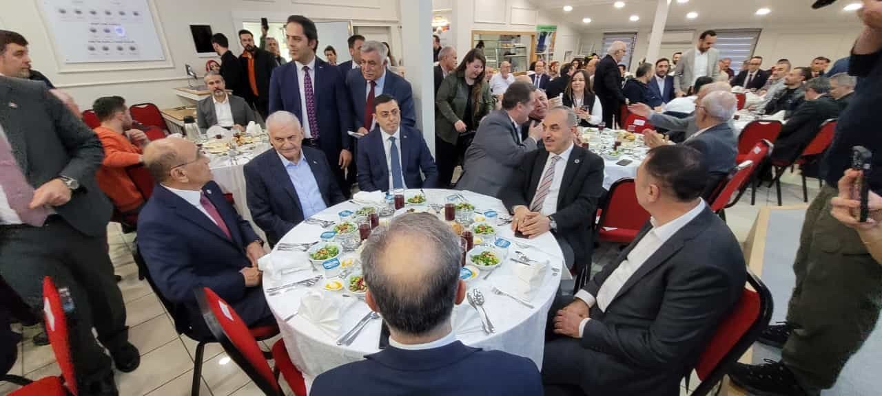 AK Parti Genel Başkanvekili Yıldırım: "Türkiye için, geleceğimiz için, gençlerimiz için istikrar istiyorum"