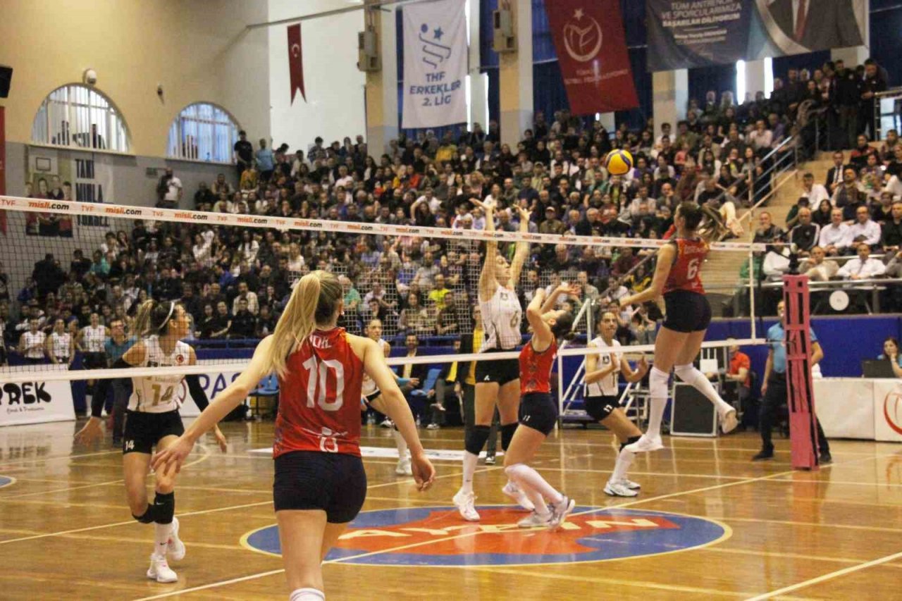 Sultanlar Ligi: Aydın Büyükşehir Belediyespor: 0 - Vakıfbank: 3