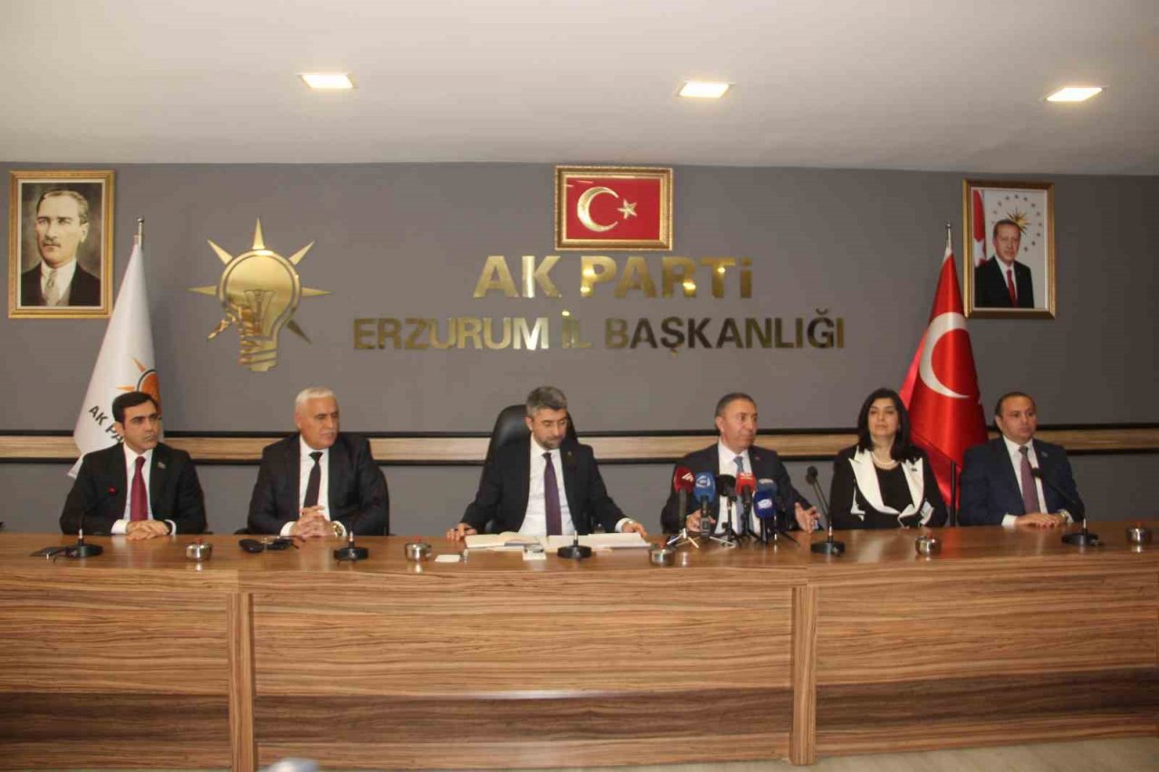 Azeri milletvekilleri Erzurum’da