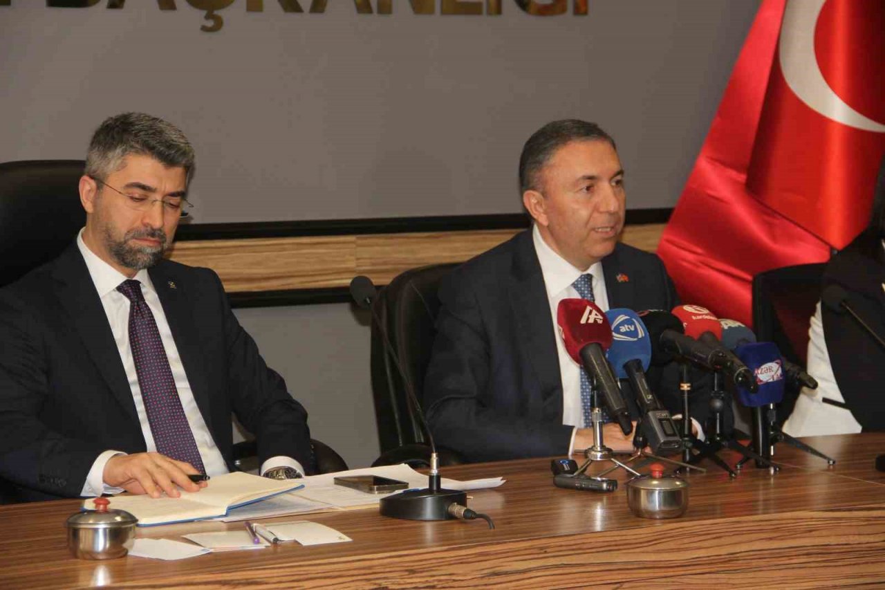 Azeri milletvekilleri Erzurum’da