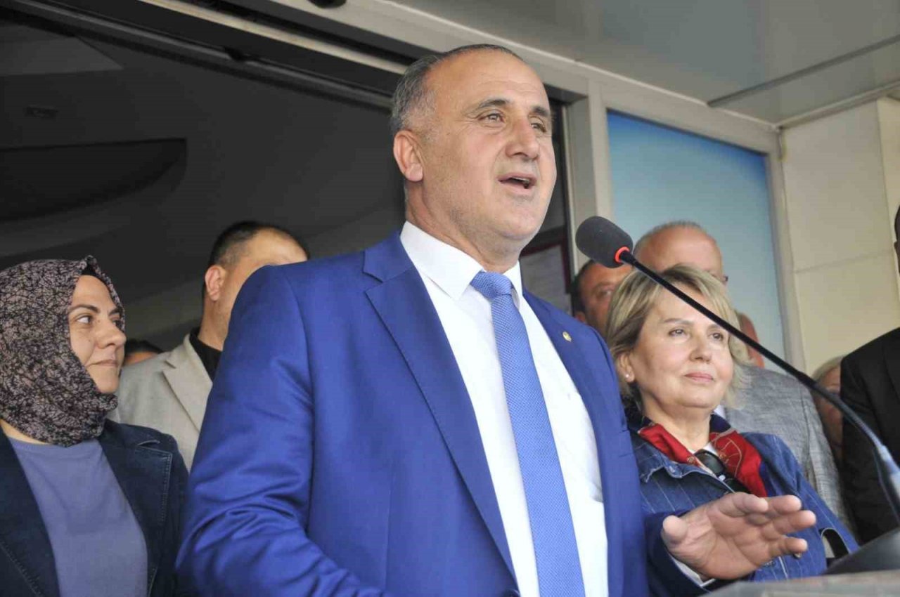 İncirliova Belediyesi çalışanlarında çift bayram sevinci