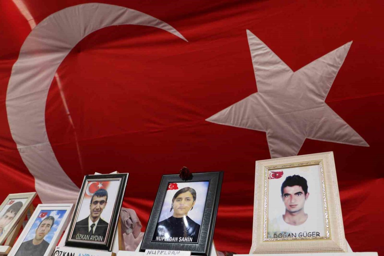 Evlat nöbetindeki aileler bayrama buruk giriyor