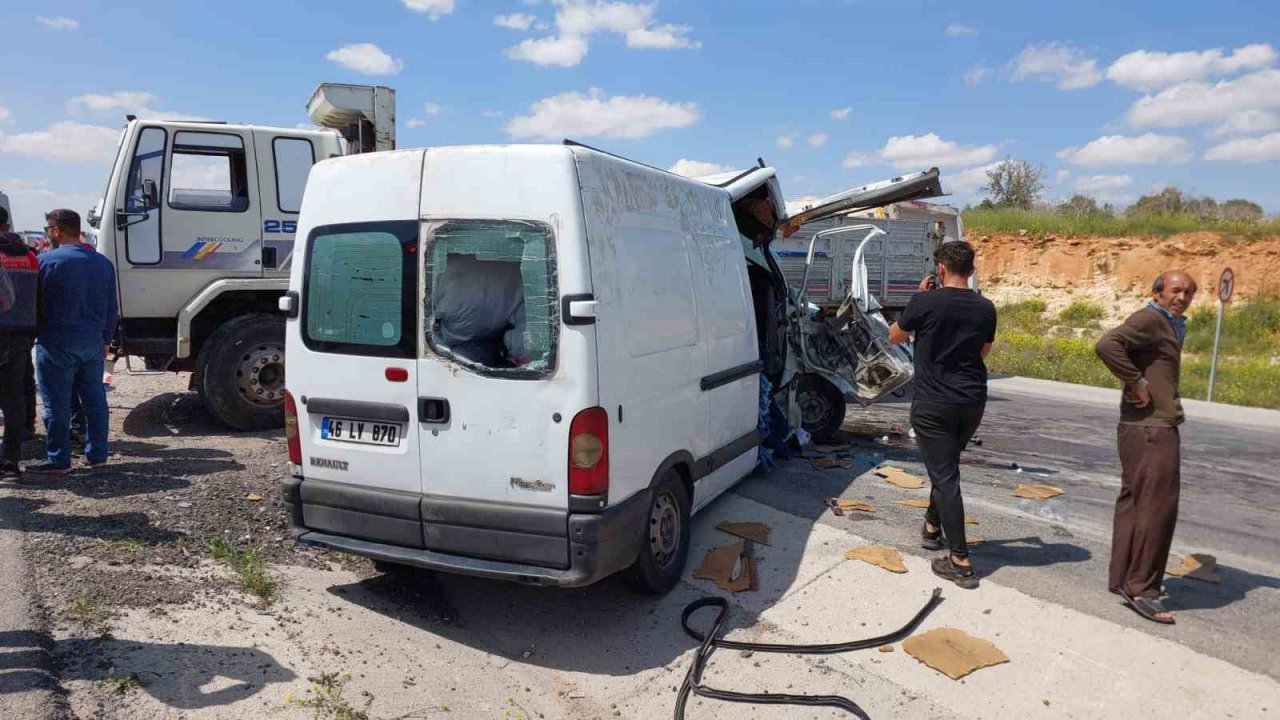 Nizip’te feci kaza: 2 ağır yaralı