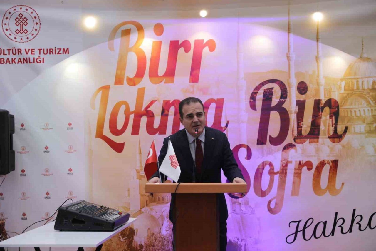 Vali Akbıyık bin kişi ile iftar açtı