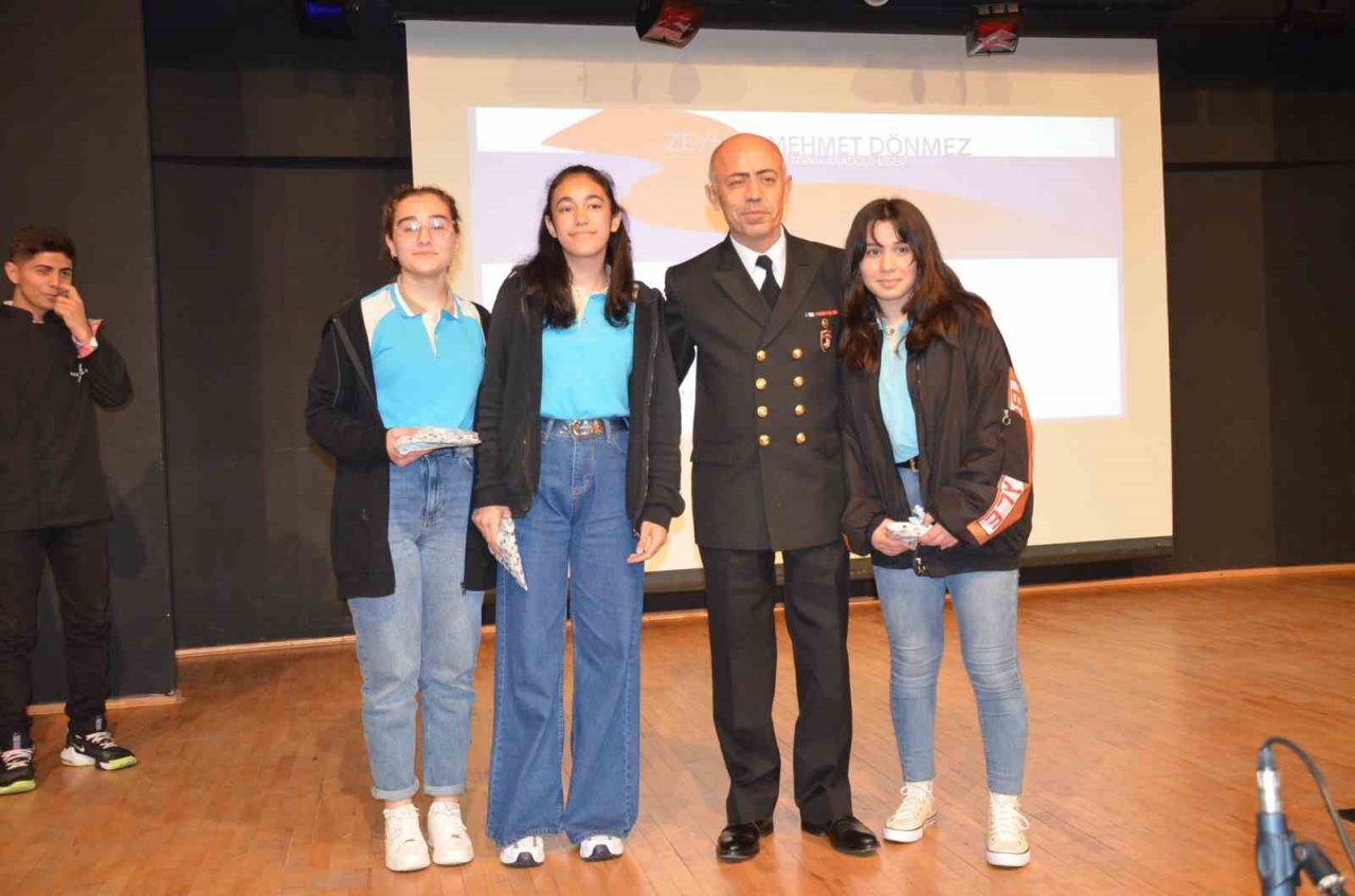 Didim’de Turizm haftası liseli öğrencilerin etkinliğiyle kutlandı