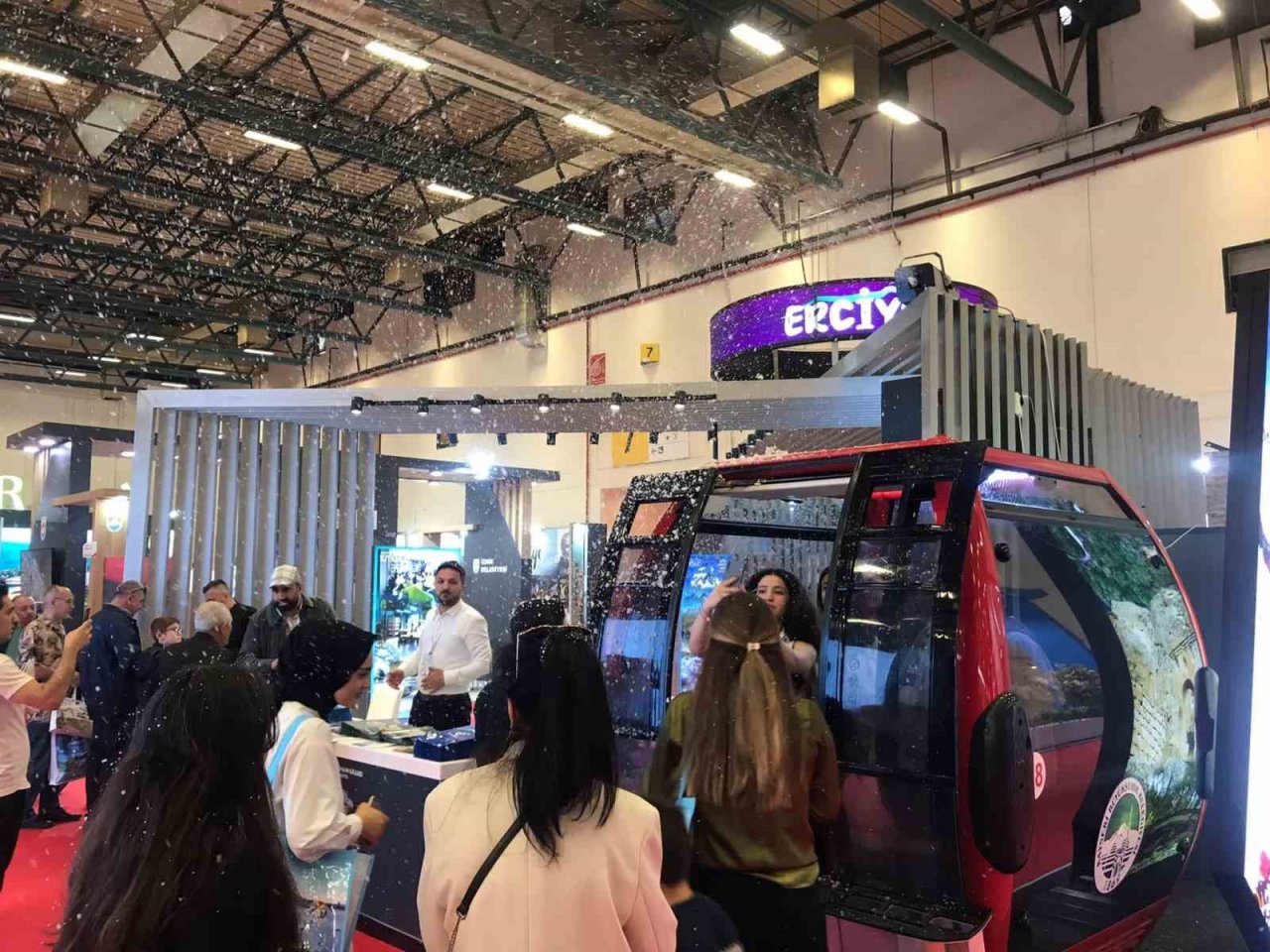 Kayseri Büyükşehir’e EMITT 2023’te Kış Turizmi Alanında En İyi Stant Dekoru Ödülü