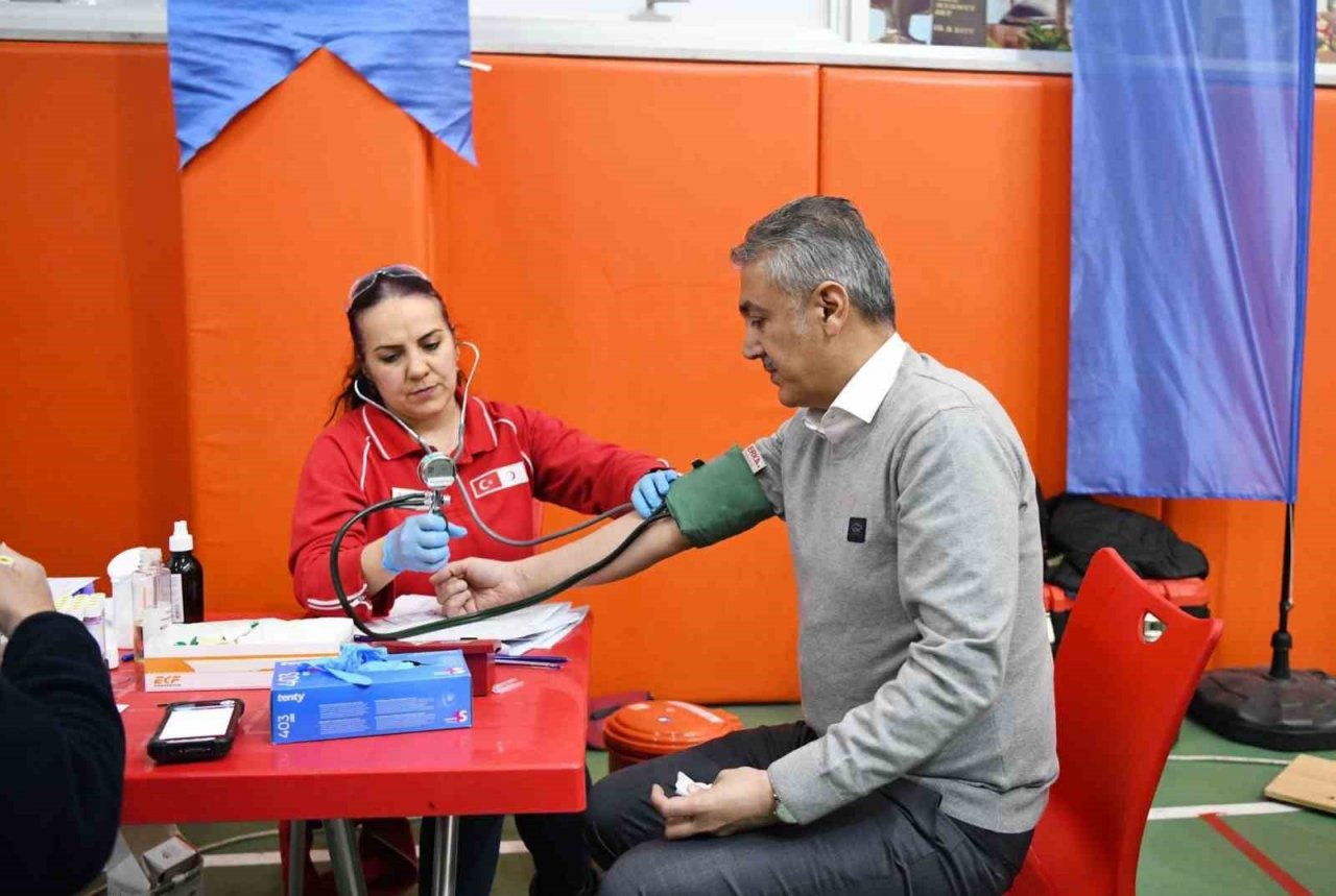 Vali Tuncay Akkoyun: “Kan bağışı, milli bir meseledir”