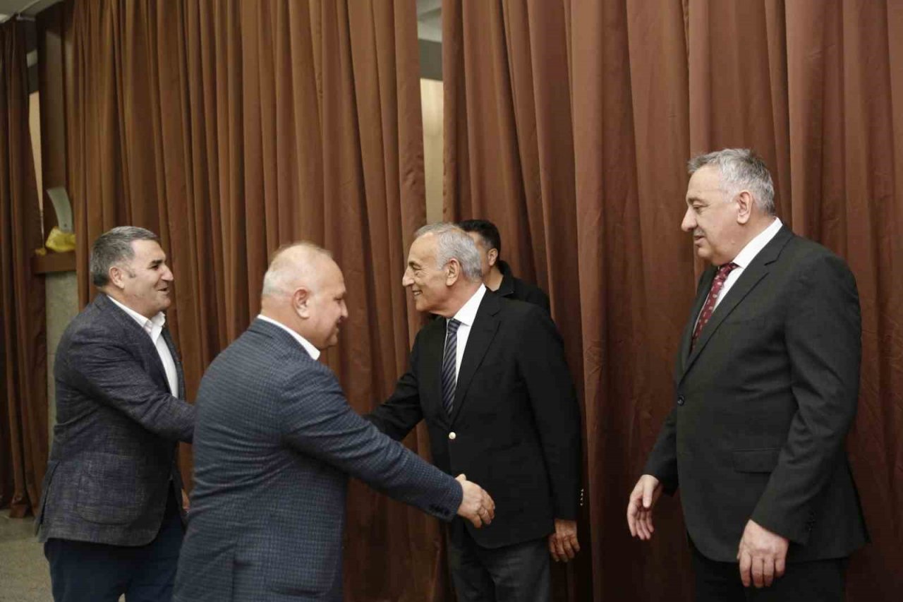 Küçükçekmece ilçe protokolü iftarda buluştu