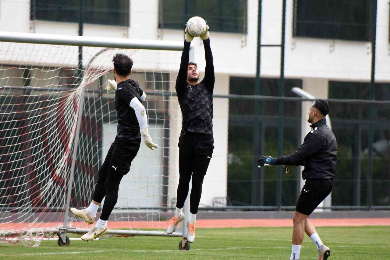 Manisa FK, Erzurumspor FK maçı hazırlıklarını tamamladı