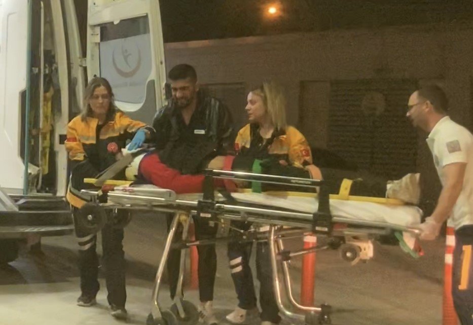 Seyir halindeki iki motosikletin çarpıştığı feci kaza kamerada: 1 ölü