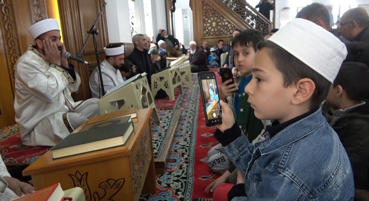 Iraklı hafızlar mest etti