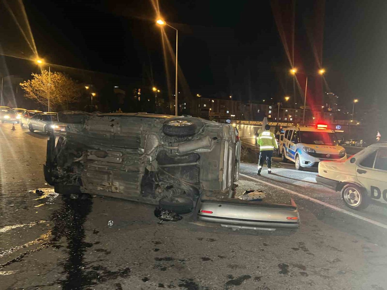 Nevşehir’de kontrolden çıkan araç takla attı: 4 yaralı