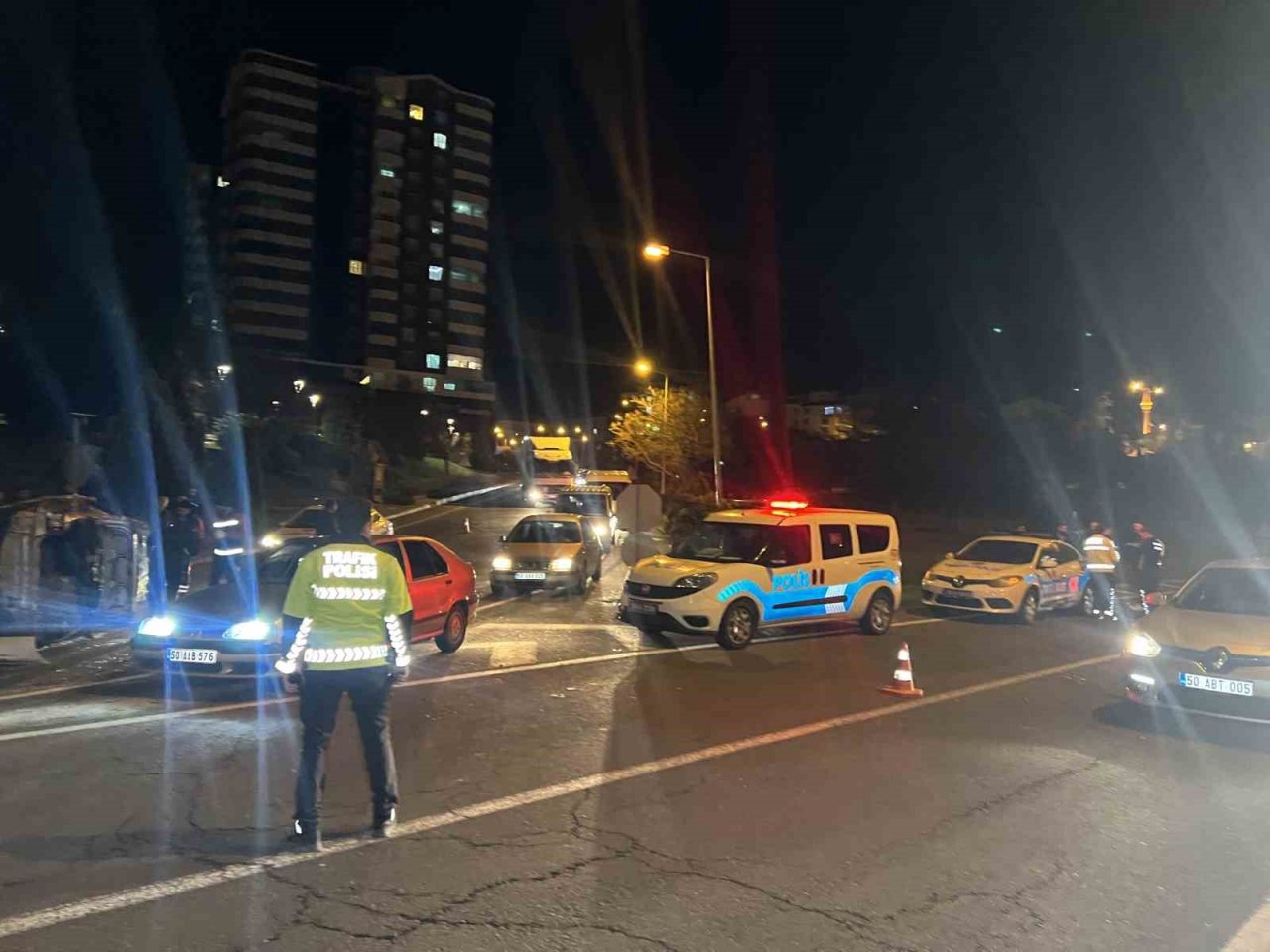 Nevşehir’de kontrolden çıkan araç takla attı: 4 yaralı