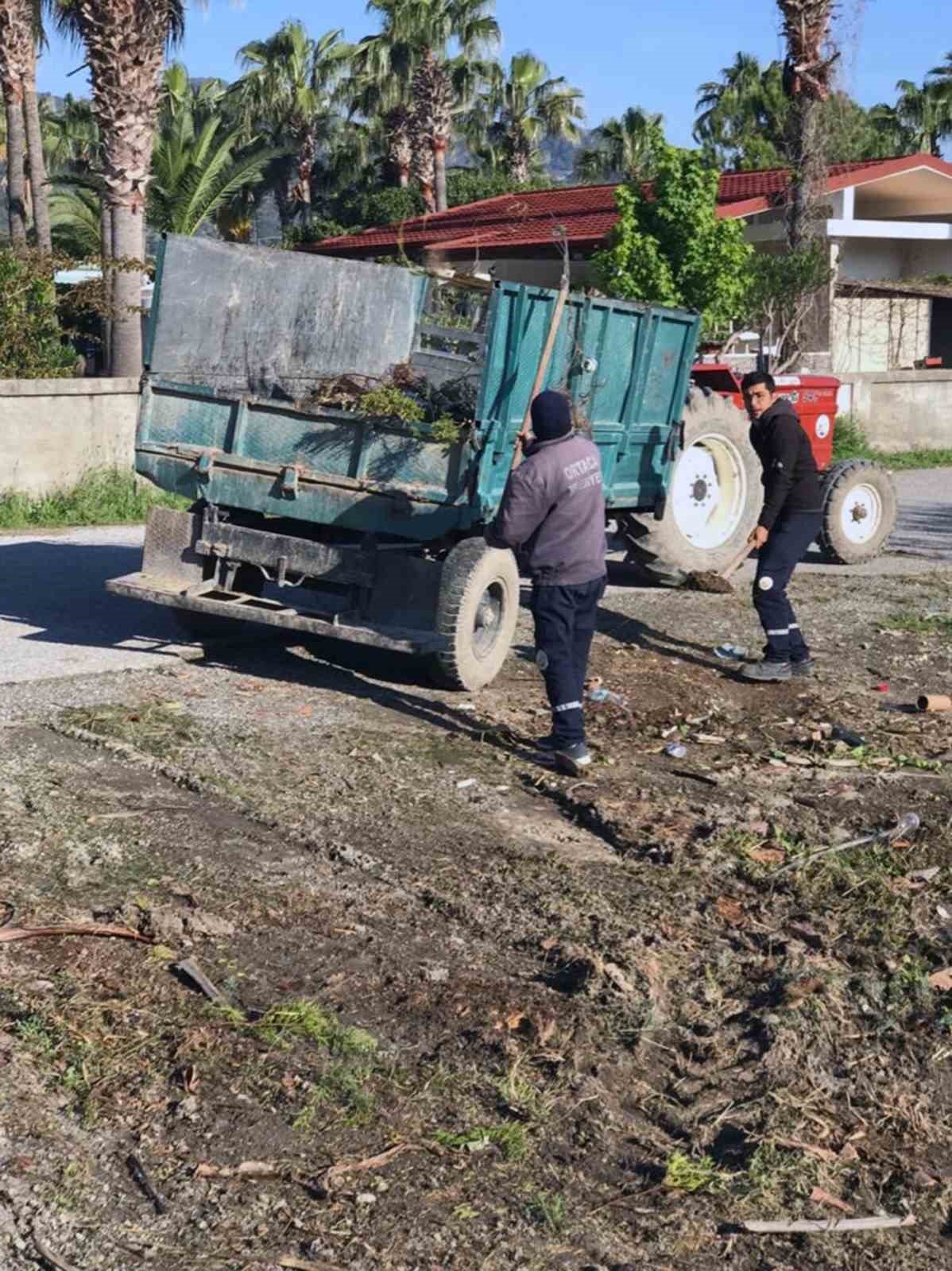 Ortaca’da Belediye ekiplerinin hummalı çalışması sürüyor