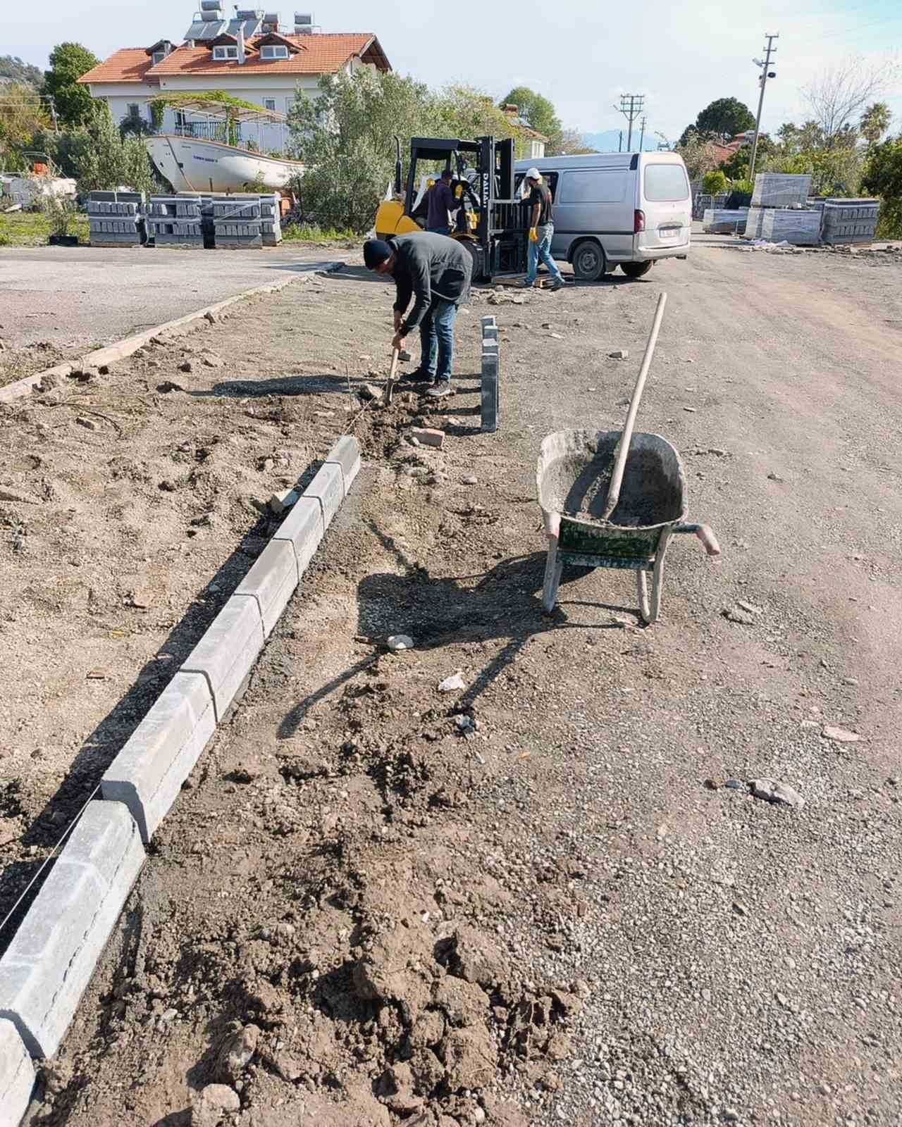 Ortaca’da Belediye ekiplerinin hummalı çalışması sürüyor