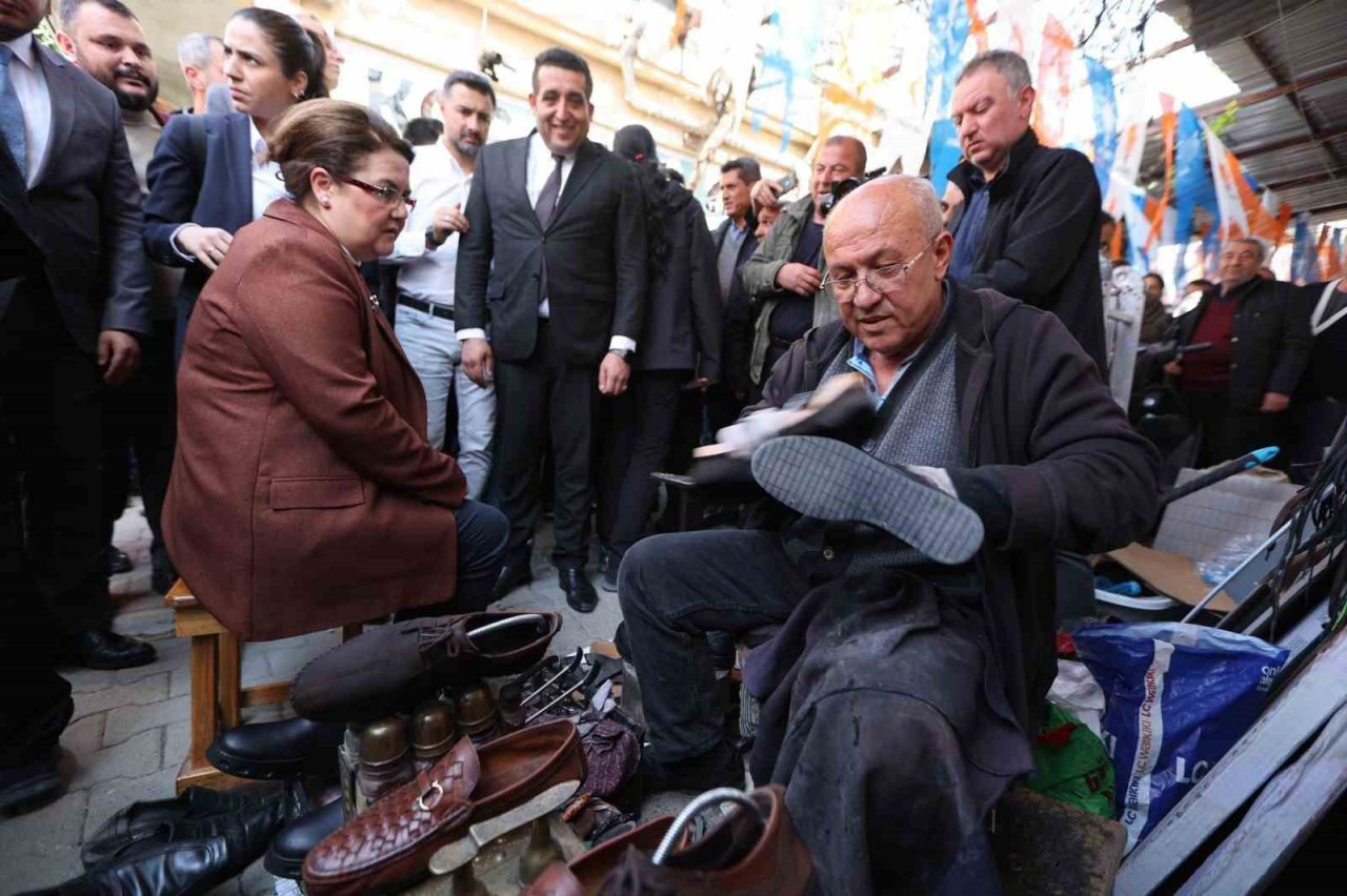 Bakan Yanık: "60 yıl önce Devrim arabalarına yaptıklarını şu an Togg’a yapıyorlar"