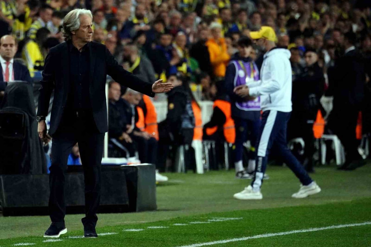 Spor Toto Süper Lig: Fenerbahçe: 0 - MKE Ankaragücü: 0 (Maç devam ediyor)