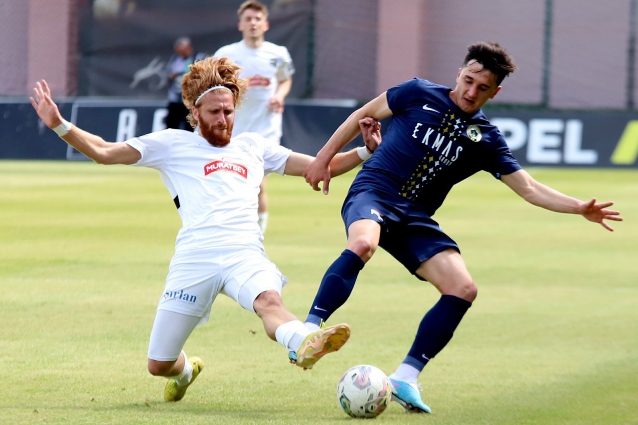 TFF 2. Lig: Menemen FK: 0 - Nazilli Belediyespor: 0