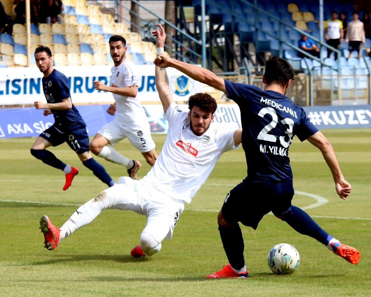 TFF 2. Lig: Menemen FK: 0 - Nazilli Belediyespor: 0