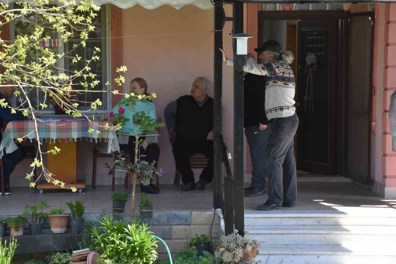 Ünlü isimlerin yer aldığı filmin bir bölümü Sakarya’da çekildi