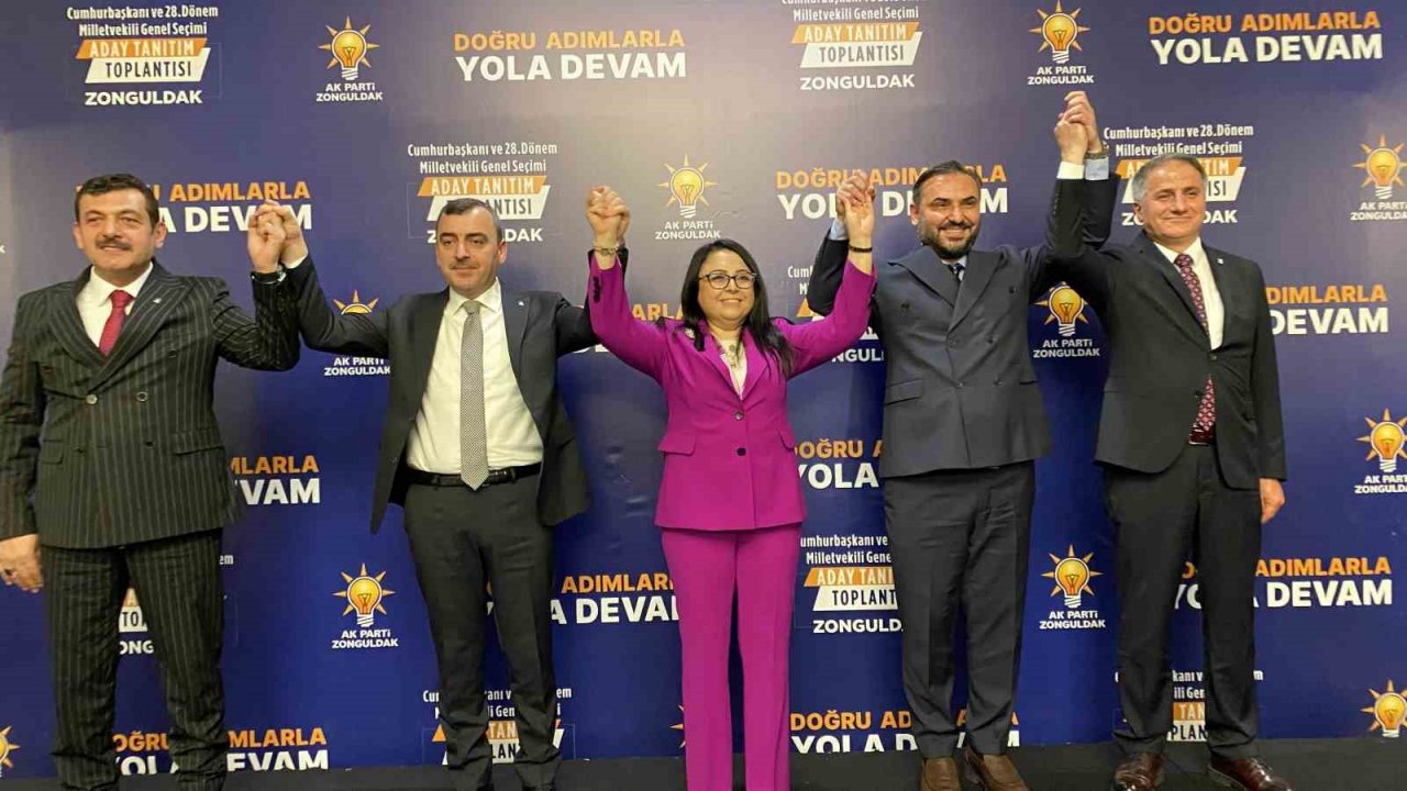 AK Parti adaylarını tanıttı