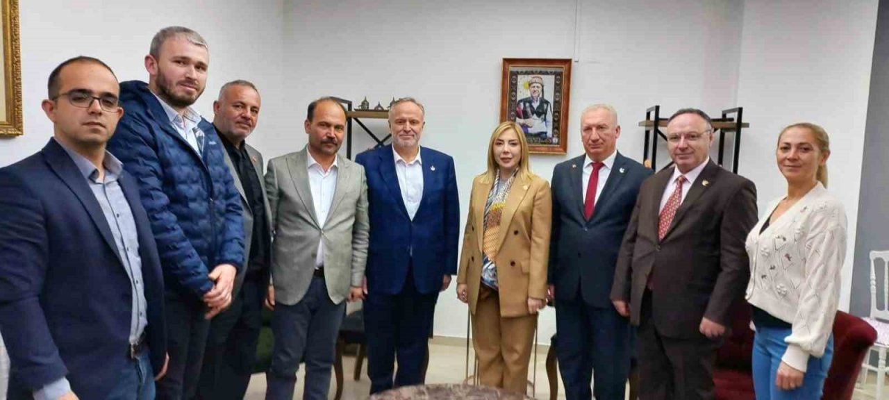Gökcan teşkilatları ziyaret ediyor