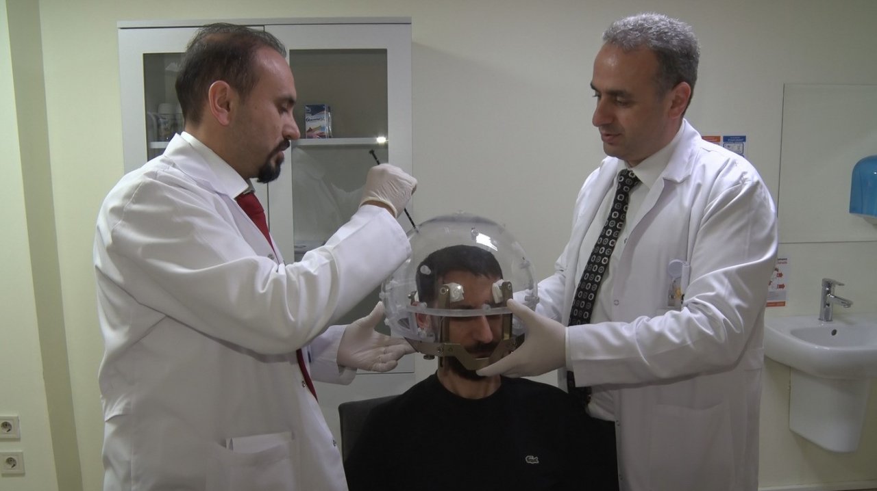 Beyin tümörü tedavisinde Gamma Knife başarısı