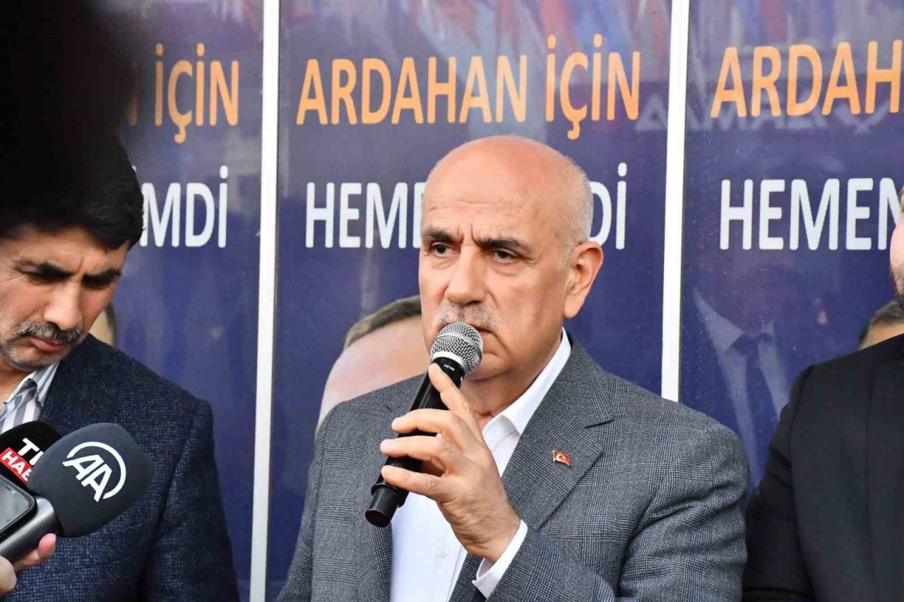 Bakan Kirişci: "Bunların hesabı farklı, bunlar dışarıdaki emperyal güçlerin içerideki uzantıları"