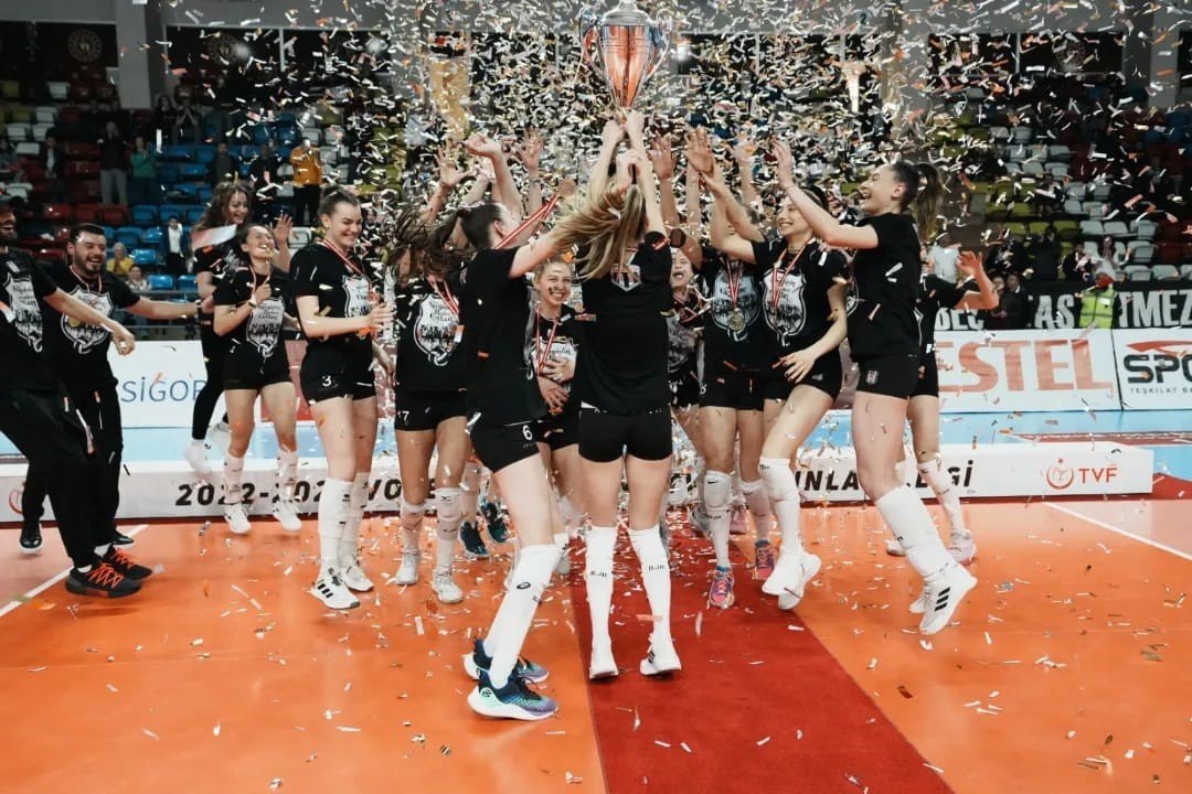 Beşiktaş, Sultanlar Ligi’ne çıktı