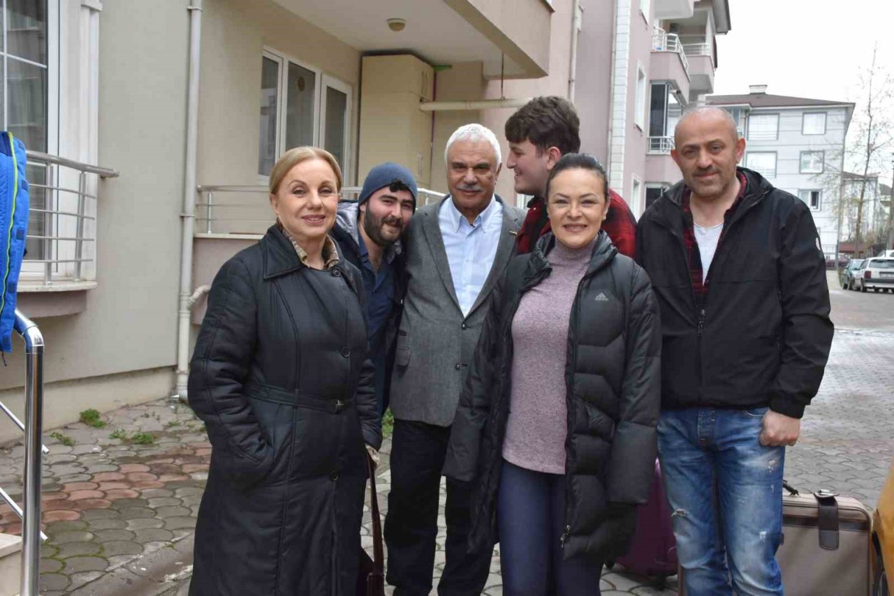 Ünlü isimlerin yer aldığı filmin bir bölümü Sakarya’da çekildi