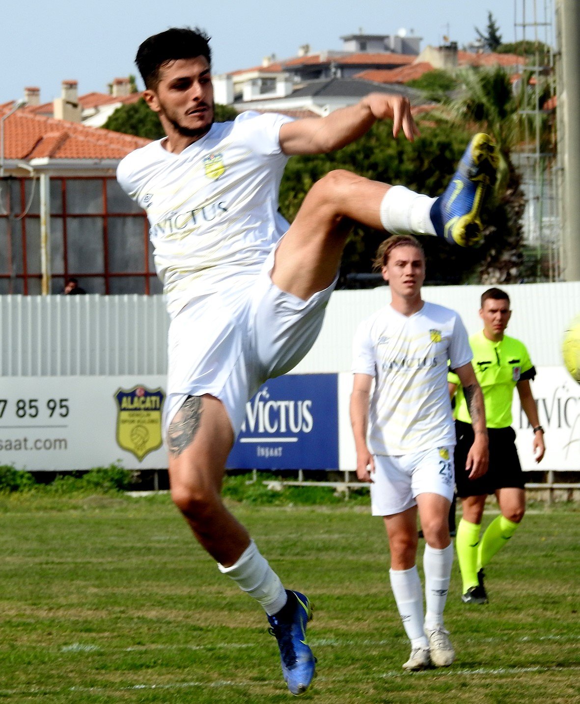 Alaçatıspor sezonu galibiyetle kapattı