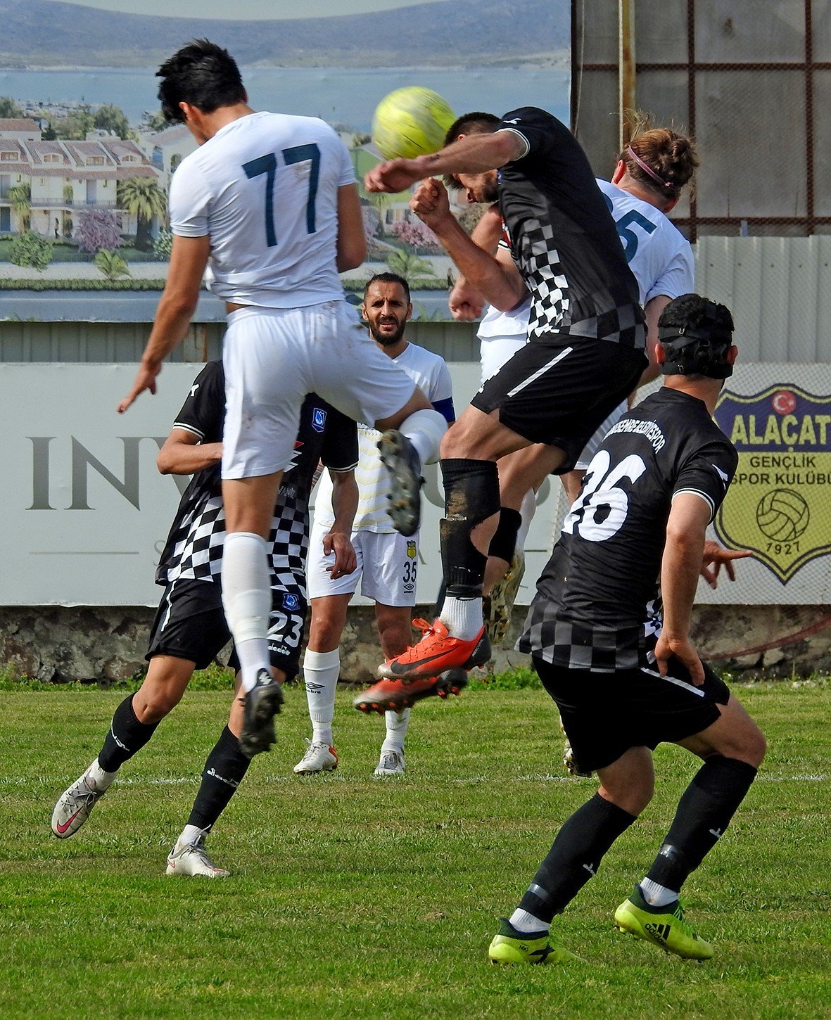 Alaçatıspor sezonu galibiyetle kapattı