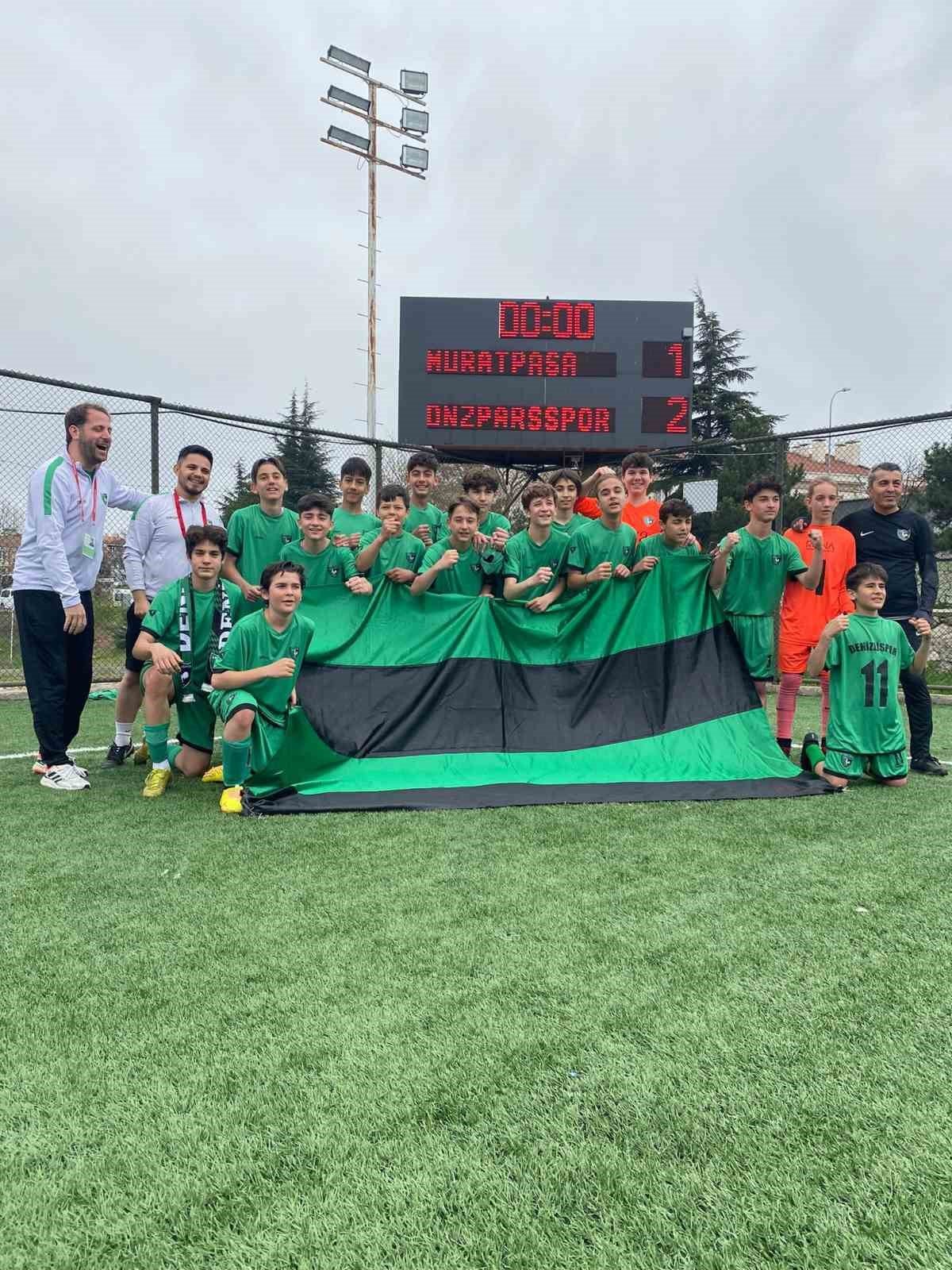 Denizlispor’un pilot takımı yarı finalde