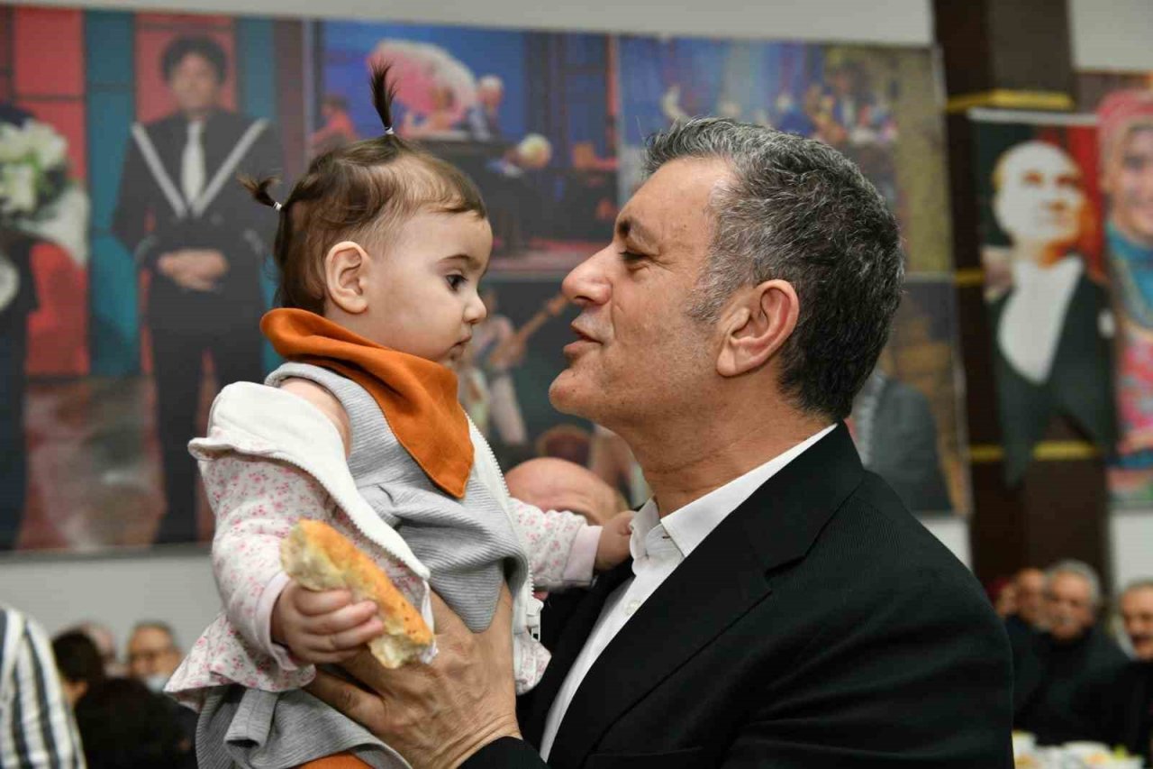 Başkan Bozkurt: "Bu ülke varlığını şehit ve gazilerinin vatanseverliklerine borçludur"